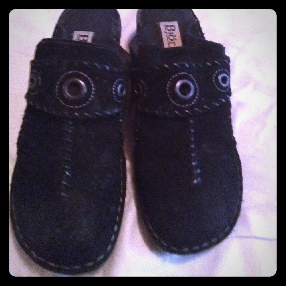 Lady's shoes
